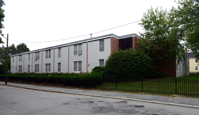 Admiral Terrace in Providence, RI - Foto de edificio - Building Photo