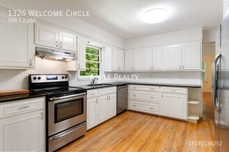 1326 Welcome Cir in Durham, NC - Building Photo - Building Photo