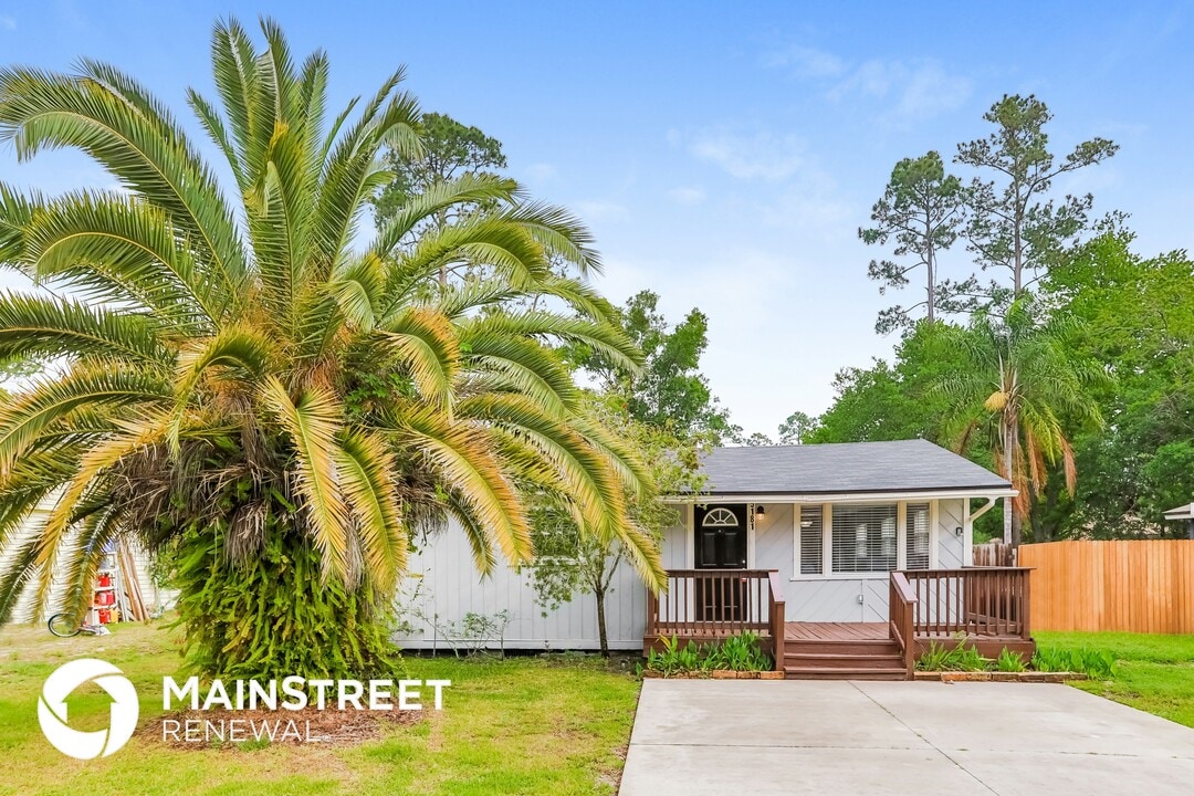 5181 Tan St in Jacksonville, FL - Building Photo
