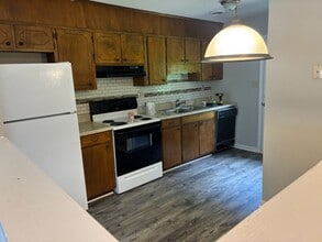 169 Eastview Ave in Cleveland, TN - Building Photo - Building Photo