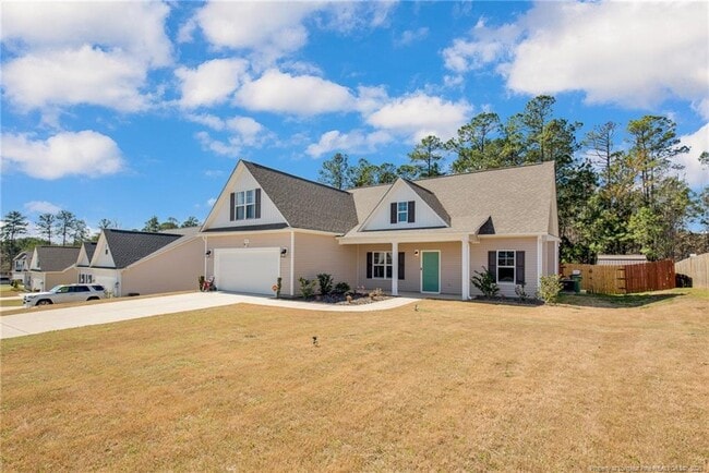 272 Caldwell St in Spring Lake, NC - Building Photo - Building Photo