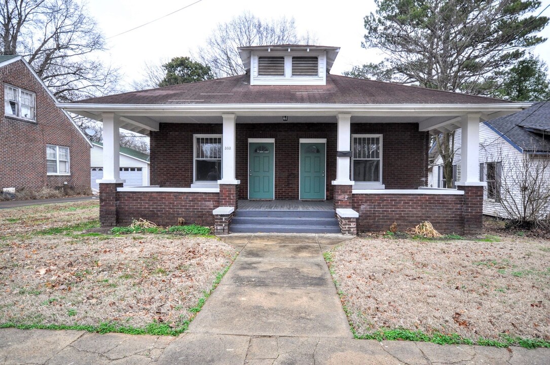 303 West St in Fulton, KY - Building Photo