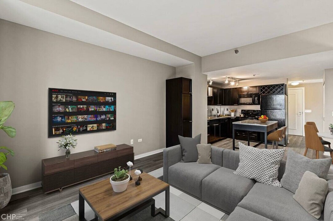 188 W Randolph St in Chicago, IL - Building Photo