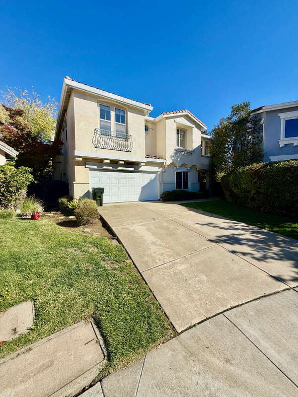 116 Burgundy Ct in Martinez, CA - Building Photo - Building Photo