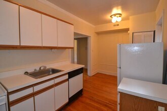 3907 N Janssen in Chicago, IL - Building Photo - Building Photo