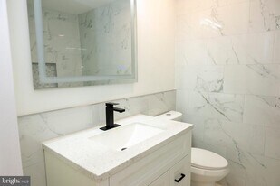 2201 Strahle St in Philadelphia, PA - Building Photo