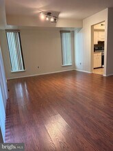 4 Laurel Ct in Deptford, NJ - Building Photo - Building Photo
