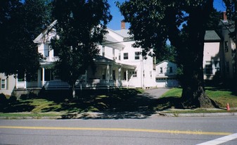 1 Franklin St Apartments