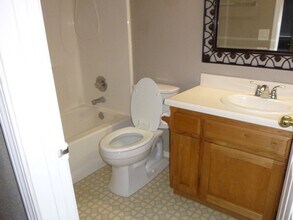 600 Bowers Way in Wheatland, CA - Building Photo - Building Photo