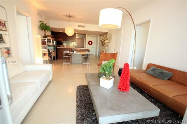 465 Brickell Ave-Unit -2103 in Miami, FL - Building Photo