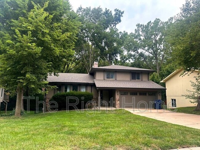 property at 11736 Quail Dr