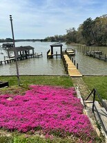 114 Sebastian Ave in Colonial Beach, VA - Building Photo