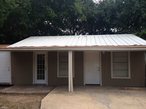 138 Morrill Ave-Unit -#2 in San Antonio, TX - Building Photo - Building Photo