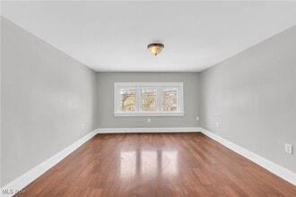3746 W 140th St in Cleveland, OH - Foto de edificio - Building Photo