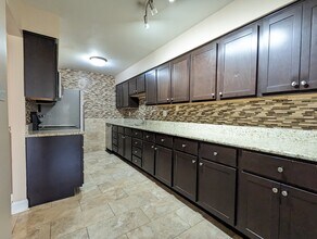 2252 N Baldwin Way in Palatine, IL - Building Photo - Building Photo