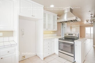 1315 E Mission Rd in Fallbrook, CA - Building Photo - Building Photo