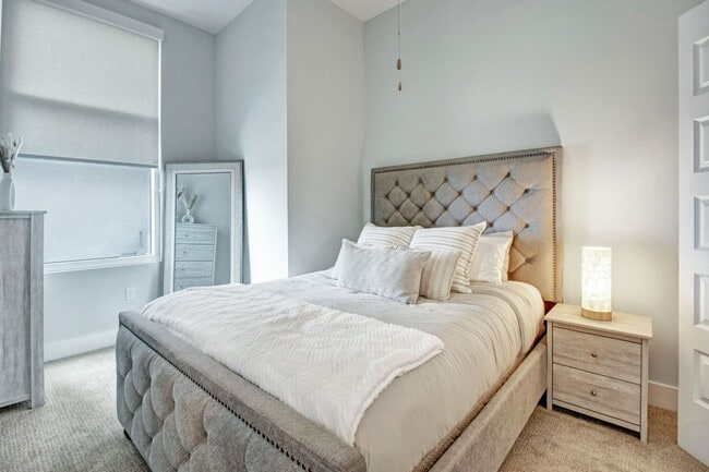 Crossroads at the Gulch in Nashville, TN - Foto de edificio - Building Photo