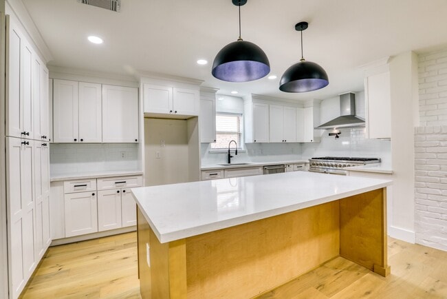 2519 Parana Dr in Houston, TX - Building Photo - Building Photo