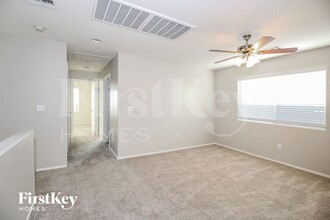 8069 Marshall Canyon Dr in Las Vegas, NV - Building Photo - Building Photo