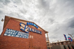 Lakeside Apartments in El Paso, TX - Building Photo