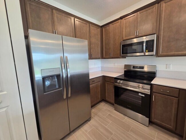 5690 Divine Dr in Delray Beach, FL - Building Photo - Building Photo