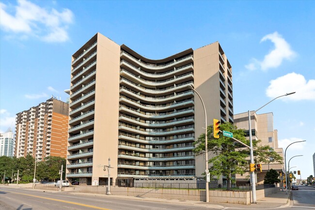 property at 111 Riverside Dr E