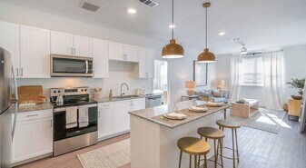 3400 Kyle Crossing in Kyle, TX - Building Photo