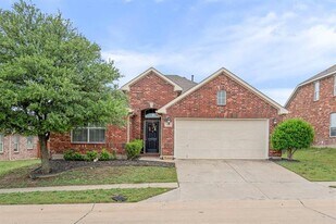 404 Dartmoor Dr in Celina, TX - Building Photo