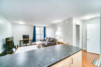 5222-5222 Green St in Halifax, NS - Building Photo - Building Photo