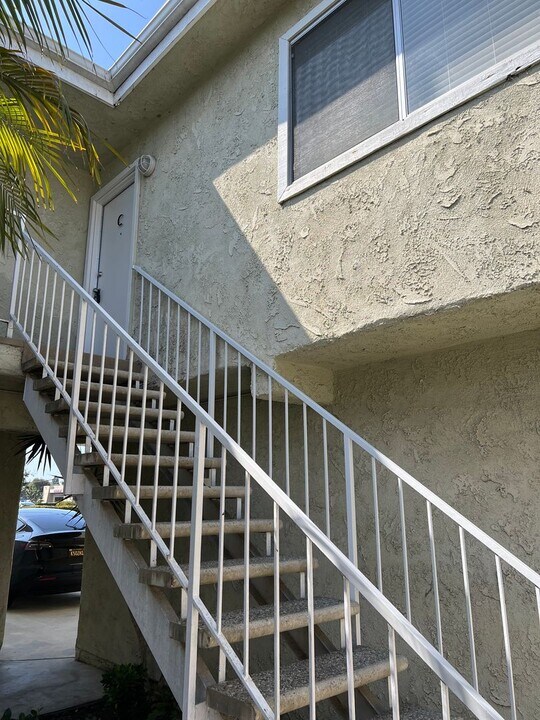16722 Algonquin St in Huntington Beach, CA - Building Photo
