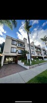 Whitsett Apartments in Studio City, CA - Building Photo