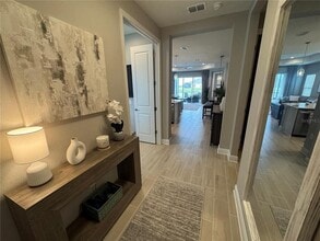 18057 Franklin Park Ct in Venice, FL - Building Photo - Building Photo