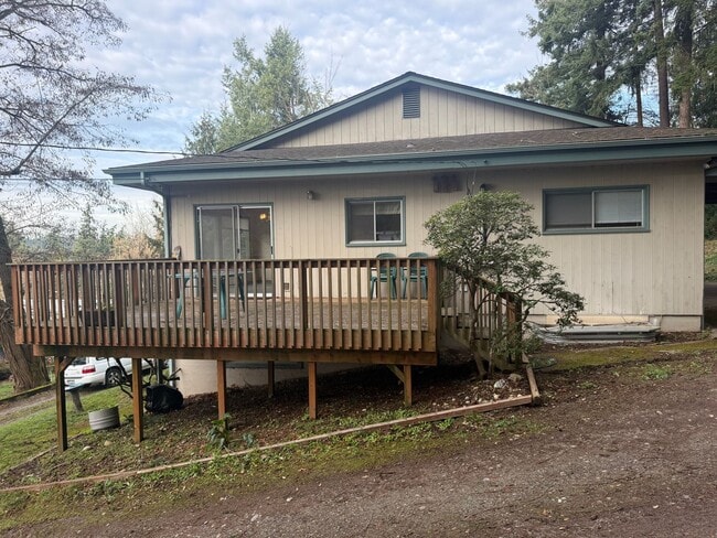 19827 Anderson Rd in Mount Vernon, WA - Building Photo - Building Photo