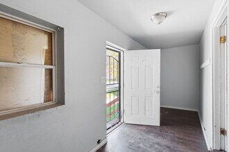 6913 S Throop St in Chicago, IL - Building Photo - Building Photo