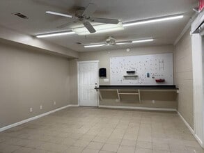 108 Elm Rd in Brunswick, GA - Building Photo - Building Photo