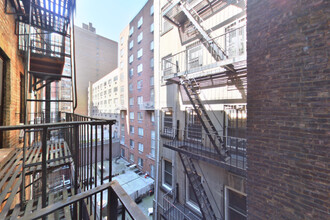 221 E 23rd St, Unit 15 in New York, NY - Building Photo - Building Photo