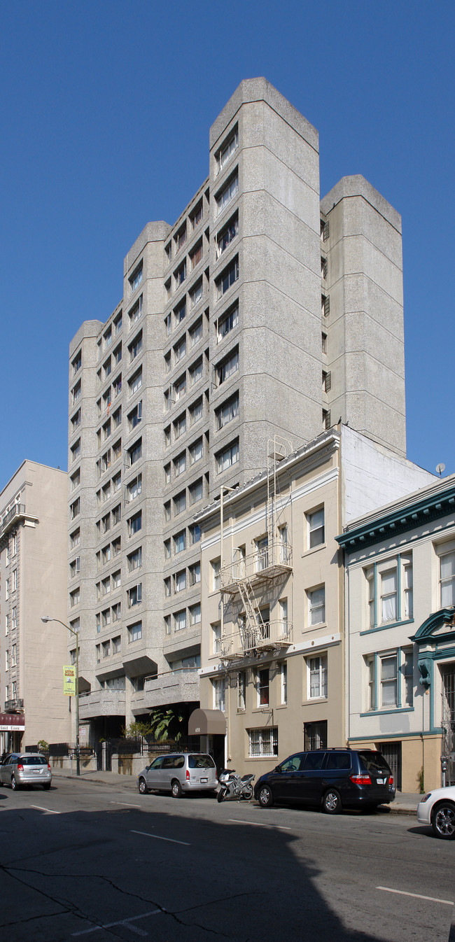 Plaza East in San Francisco, CA - Building Photo - Building Photo