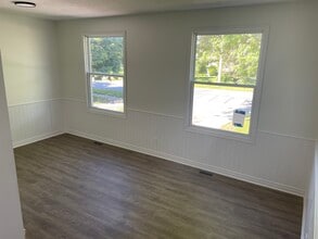 9 W St in Belleville, ON - Building Photo - Building Photo