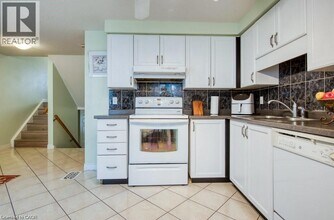 20 Max Becker Dr in Kitchener, ON - Building Photo - Building Photo
