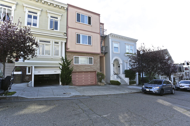 481 Belvedere St in San Francisco, CA - Foto de edificio - Building Photo