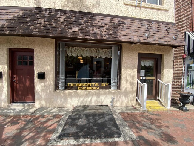 property at 105 W Merchant St