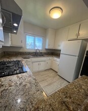 611 E Kelso St in Inglewood, CA - Building Photo - Building Photo
