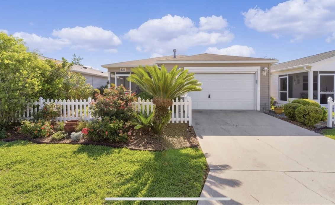 873 Allagash Ave in the Villages, FL - Building Photo