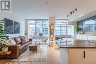 39 Parliament St in Toronto, ON - Building Photo