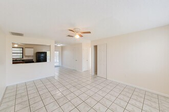 3313 Plaza Pl in Atlantis, FL - Building Photo - Building Photo