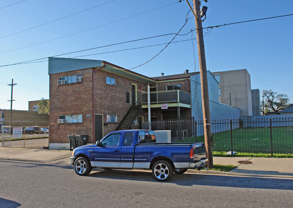 2518 Iberville St in New Orleans, LA - Building Photo