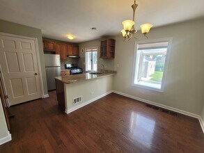 1665 Stockton Ave in Des Plaines, IL - Building Photo - Building Photo