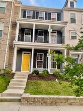 15213 Dunton Ave in Chesterfield, VA - Foto de edificio - Building Photo