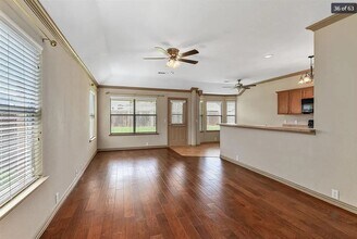 8901 Yosemite Trail in Aubrey, TX - Building Photo - Building Photo