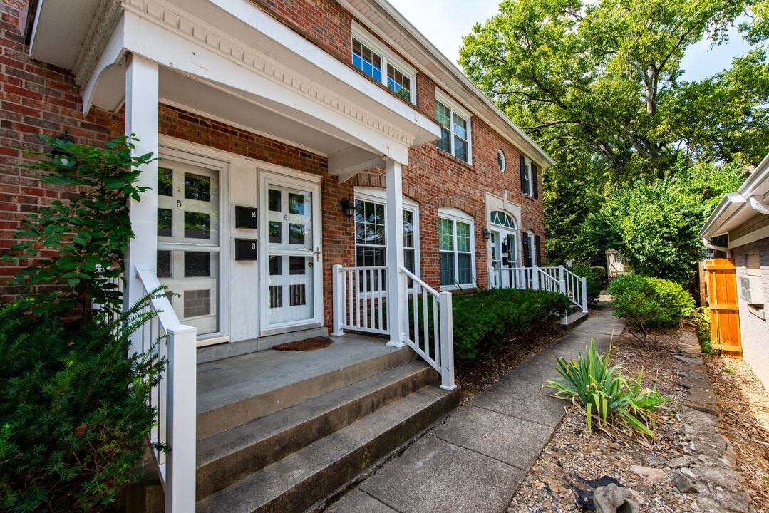 2159 BonnyCastle Ave in Louisville, KY - Building Photo